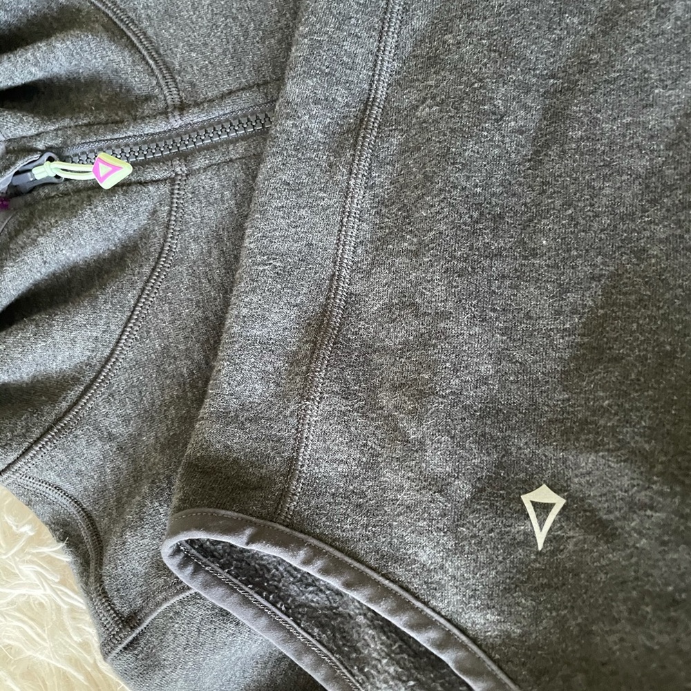 gray hoodie